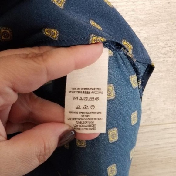 Free People Mornings In Marrakesh Diamond Print V-Neck Tie Waist Hi-Low Top Blue - Picture 6 of 8